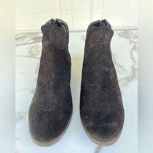 Born Women Arula Distressed Black Suede Western ankle boots size 9.5